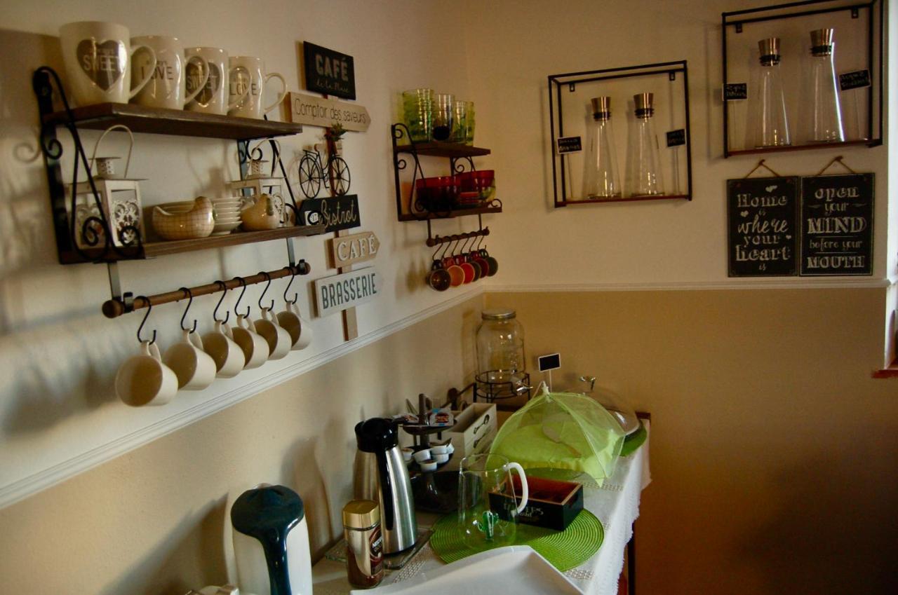 Bed And Breakfast Casale Del Sole Castellina Marittima Exterior foto