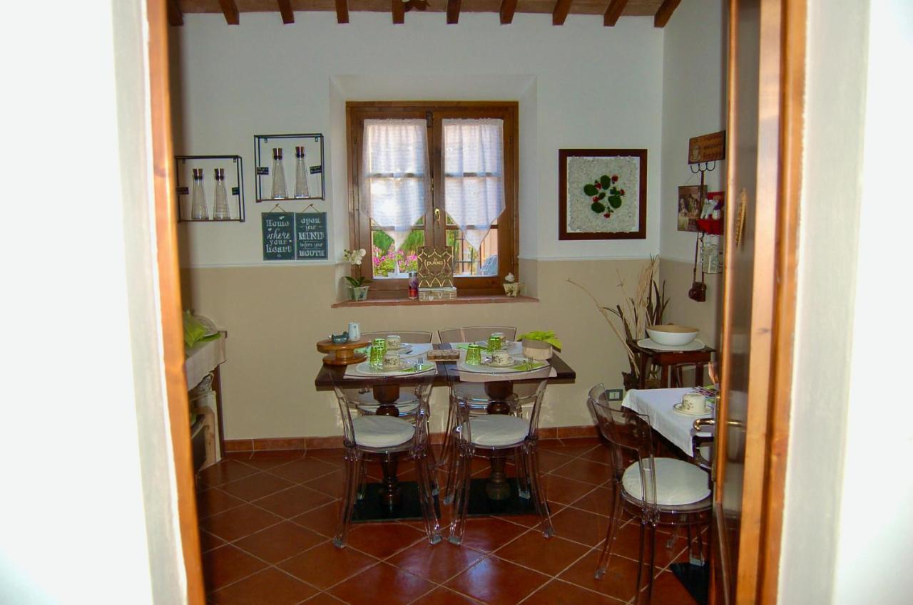 Bed And Breakfast Casale Del Sole Castellina Marittima Exterior foto